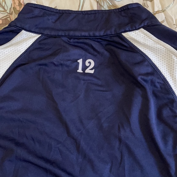 Mizuno 3/4 zip up - Picture 3 of 3